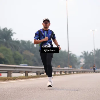 Runner Photo 7380468