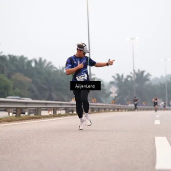 Runner Photo 7380474