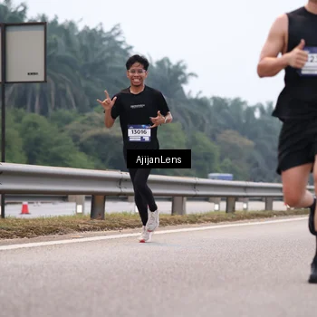 Runner Photo 7380495