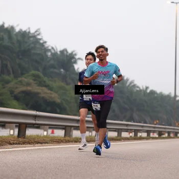 Runner Photo 7380612