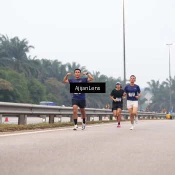 Runner Photo 7380613