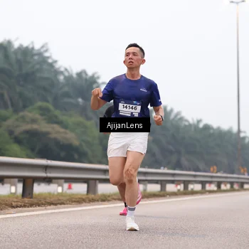 Runner Photo 7380668