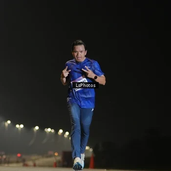 Runner Photo 7380692