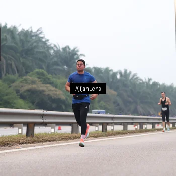 Runner Photo 7380707