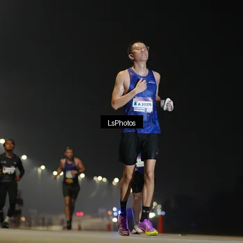 Runner Photo 7380708