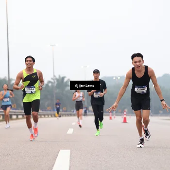 Runner Photo 7380733