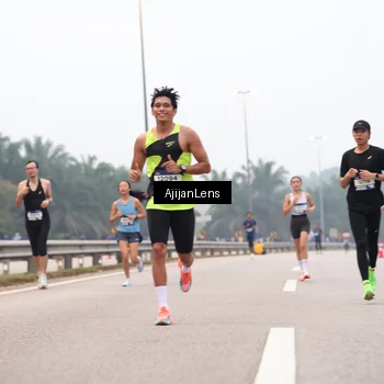 Runner Photo 7380760