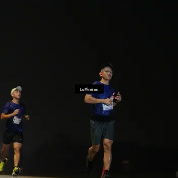 Runner Photo 7380785