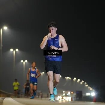 Runner Photo 7380795
