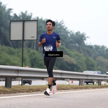 Runner Photo 7380816