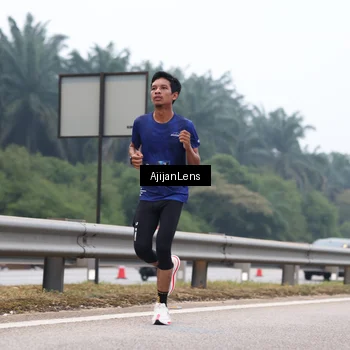 Runner Photo 7380834