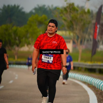 Runner Photo 7380835