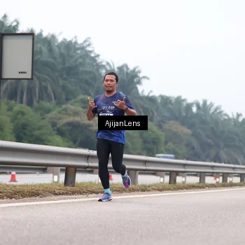 Runner Photo 7380838