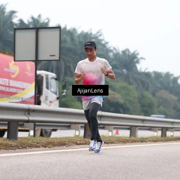 Runner Photo 7380860