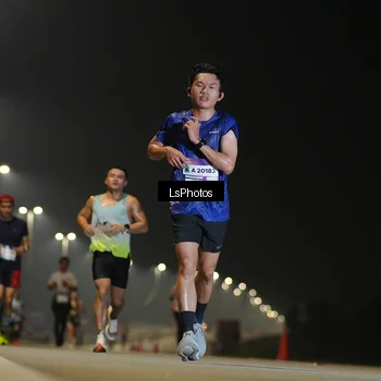 Runner Photo 7380949