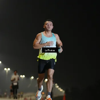 Runner Photo 7380984
