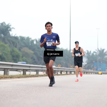 Runner Photo 7380988