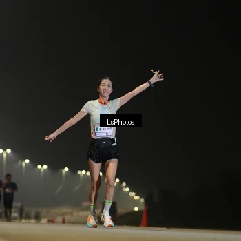 Runner Photo 7381028