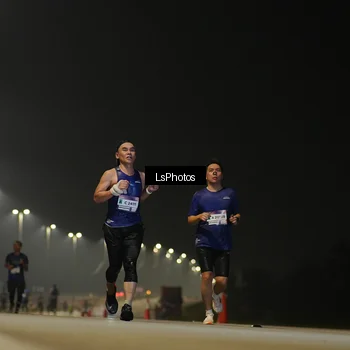 Runner Photo 7381044