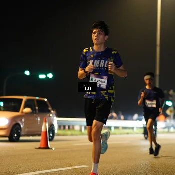 Runner Photo 7381055
