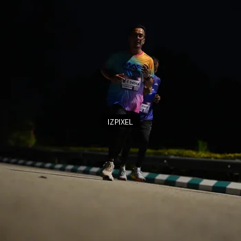 Runner Photo 7381076