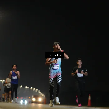Runner Photo 7381157