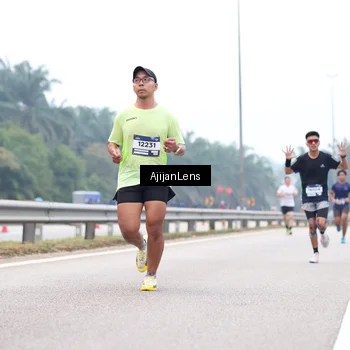Runner Photo 7381158