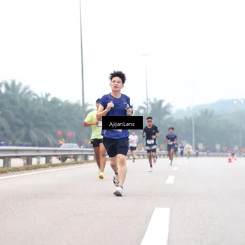 Runner Photo 7381251