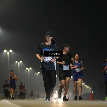 Runner Photo 7381290