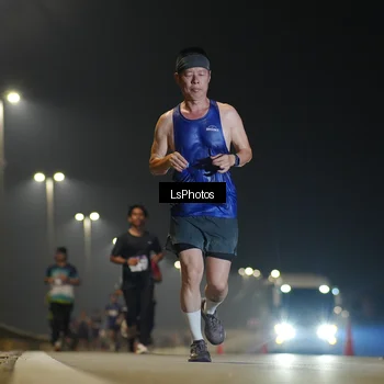 Runner Photo 7381298