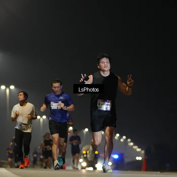 Runner Photo 7381395