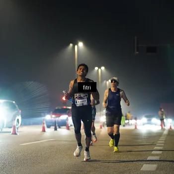 Runner Photo 7381397