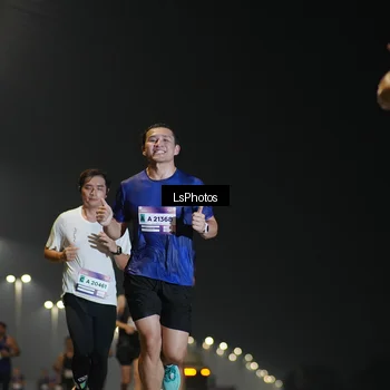 Runner Photo 7381405