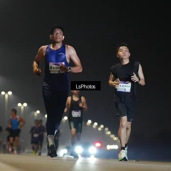 Runner Photo 7381406