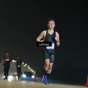 Runner Photo 7381418