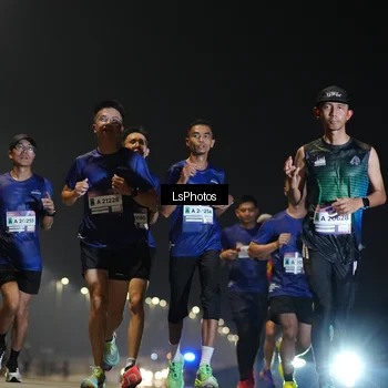 Runner Photo 7381448