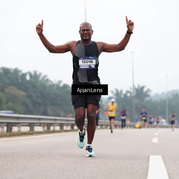 Runner Photo 7381453