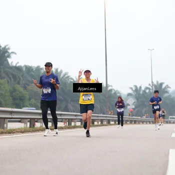 Runner Photo 7381471