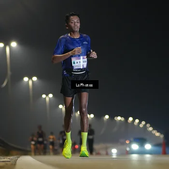 Runner Photo 7381480