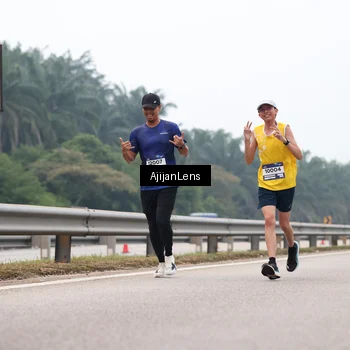 Runner Photo 7381491