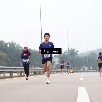 Runner Photo 7381518
