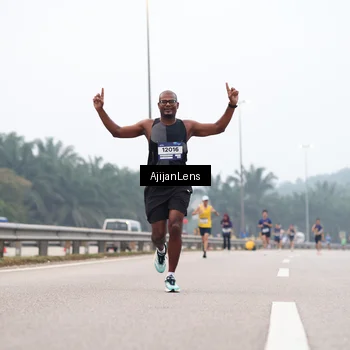Runner Photo 7381519