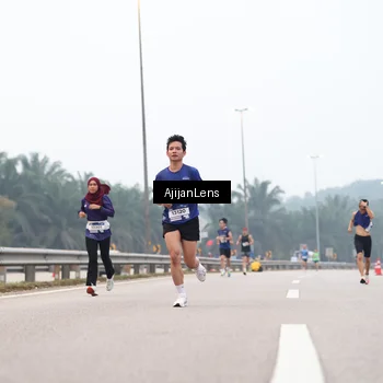 Runner Photo 7381521