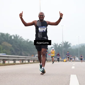 Runner Photo 7381525