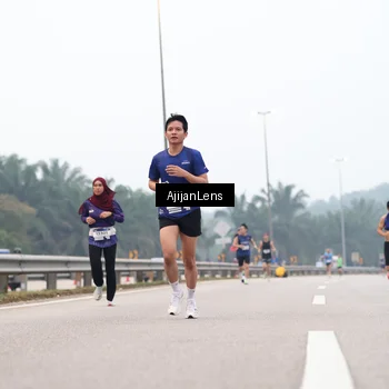 Runner Photo 7381526