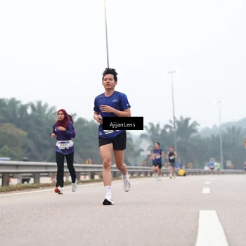 Runner Photo 7381527