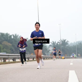 Runner Photo 7381551