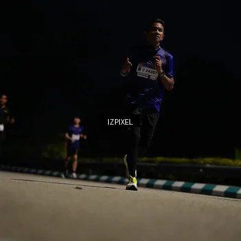Runner Photo 7381599