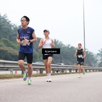 Runner Photo 7381602