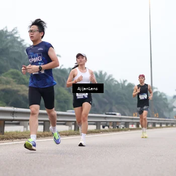 Runner Photo 7381605